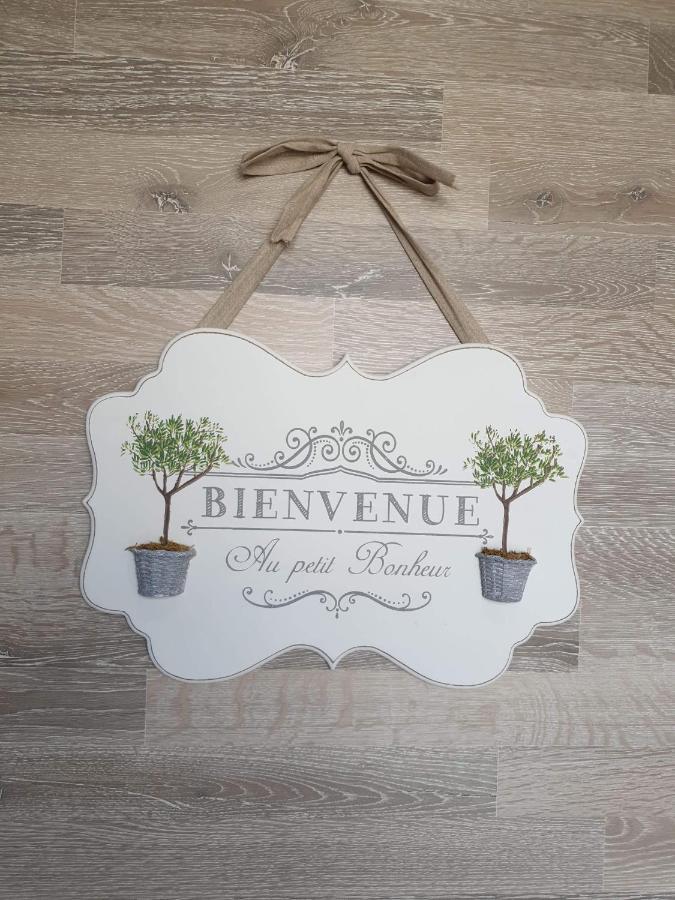 مبيت وإفطار Saint-Martin-du-Frene Au Petit Bonheur المظهر الخارجي الصورة